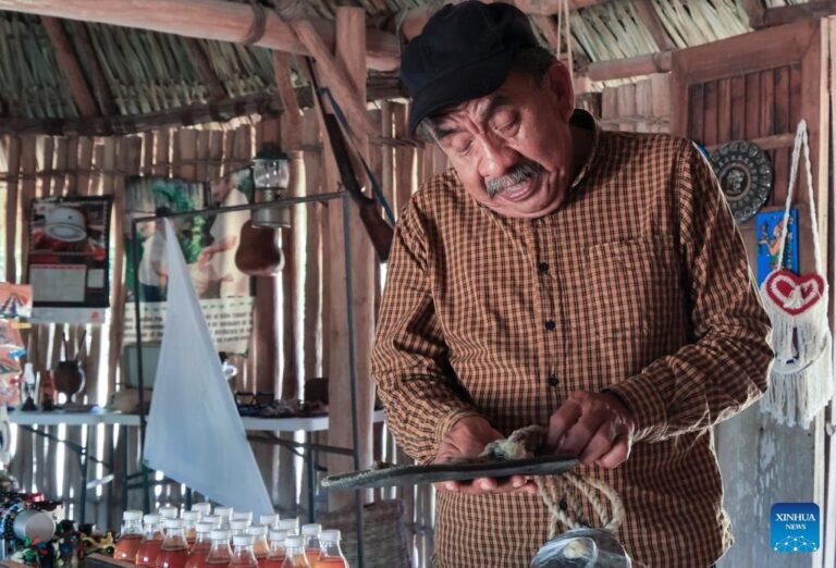 SIXTO MAZON