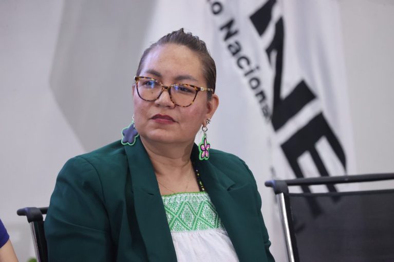RENUNCIA SECRETARIA EJECUTIVA DEL INE